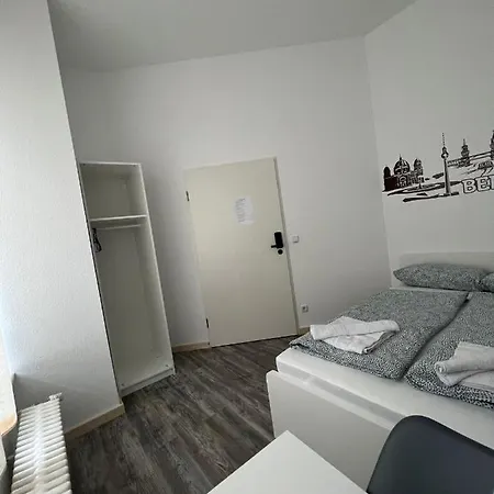 Kiez Box Twentyforseven Private *