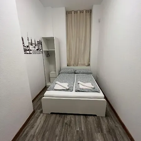 Kiez Box Twentyforseven Private *