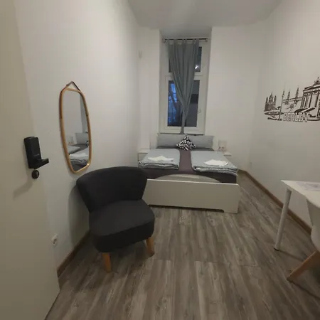 Kiez Box Twentyforseven Private *