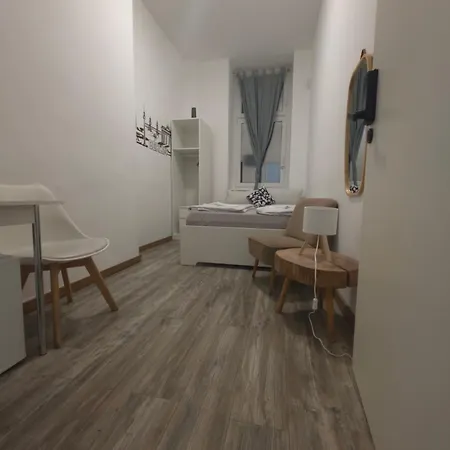 Kiez Box Twentyforseven Private Gasthuis