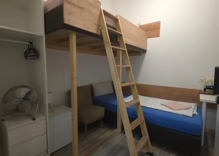 Kiez Box Twentyforseven Private *