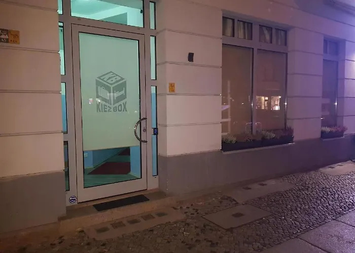 بيت ضيافة Kiez Box Twentyforseven Private *