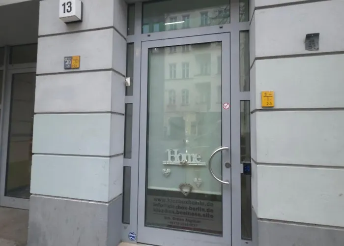 Kiez Box Twentyforseven Private 게스트하우스 *