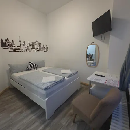 Kiez Box Twentyforseven Private * Berlín